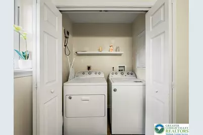 2127 Warwick Circle, Coolbaugh Twp, PA 18466 - Photo 19