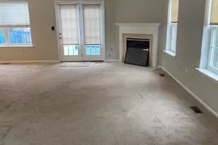 6814 Hunt Dr, Macungie Boro, PA 18062 - Photo 5