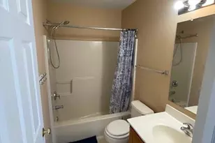 6814 Hunt Dr, Macungie Boro, PA 18062 - Photo 9