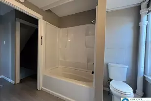 2404 S 4th St, Allentown City, PA 18103 - Photo 17