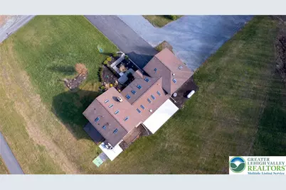 374 Packer Drive, Packer Twp, PA 18255 - Photo 3