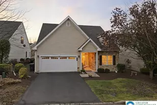 3 Nottingham Ln, Easton, PA 18045 - Photo 3