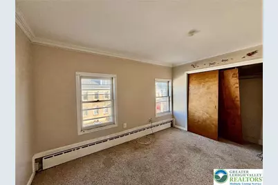 137 E Nesquehoning Street, Easton, PA 18042 - Photo 5