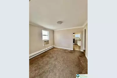 137 E Nesquehoning Street, Easton, PA 18042 - Photo 3