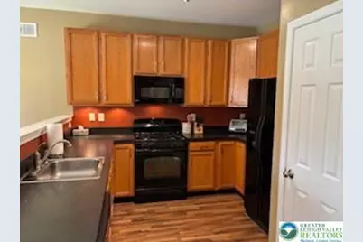 1125 King Way, Upper Macungie Township, PA 18031 - Photo 7