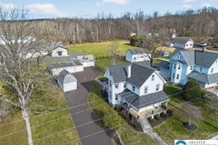 49 E Cherry Rd, Richlandtown, PA 18951 - Photo 3