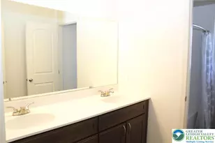 935 Graystone Cir, Allen Township, PA 18067 - Photo 15