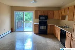 28 W 3rd St, Wind Gap Boro, PA 18091 - Photo 3