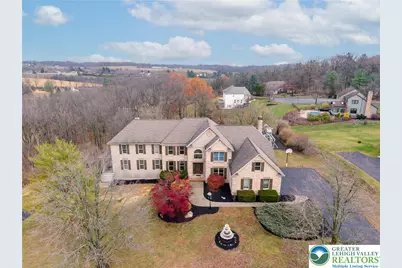 2243 Oakwood Court, Lowhill Twp, PA 18051 - Photo 3