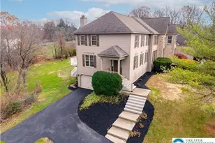 2243 Oakwood Ct, Lowhill Twp, PA 18051 - Photo 5