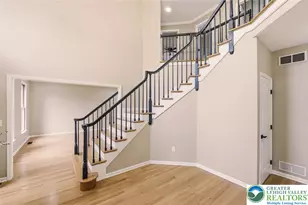 2243 Oakwood Ct, Lowhill Twp, PA 18051 - Photo 9