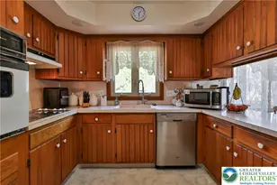 7933 Trails End, Upper Macungie Township, PA 18051 - Photo 5