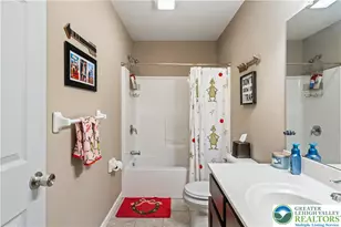 9615 Crescent Ln, Upper Macungie Township, PA 18031 - Photo 45