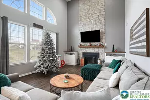 9615 Crescent Ln, Upper Macungie Township, PA 18031 - Photo 13