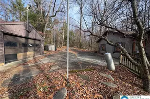 1433 Deer Path Dr, Lehigh Township, PA 18088 - Photo 9