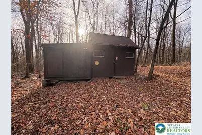 1433 Deerpath Drive, Lehigh Township, PA 18088 - Photo 15