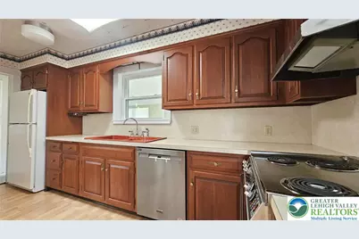 1936 Kemmerer Street, Bethlehem City, PA 18017 - Photo 9