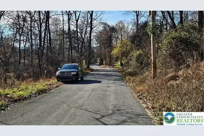 4057 Sherry Hill Road, Lower Saucon Township, PA 18055 - Photo 3