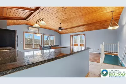 96 Lenape Trail, Upper Mt Bethel Twp, PA 18343 - Photo 17