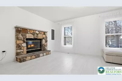 2312 Cramer Court, Bushkill, PA 18324 - Photo 5