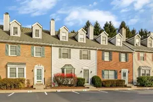 116 Eaglesmere Cir, East Stroudsburg, PA 18301 - Photo 3