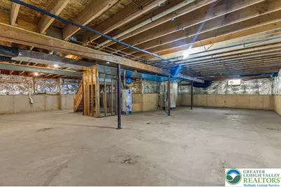 6832 Scenic View Drive, Lower Macungie Twp, PA 18062 - Photo 27