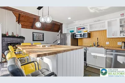 6401 Marvin Gardens, Tobyhanna, PA 18466 - Photo 17