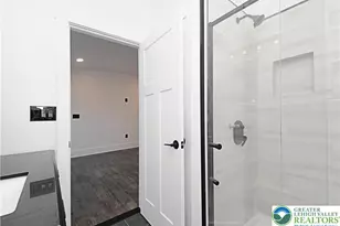 501 Skyline Dr, Allentown City, PA 18103 - Photo 29