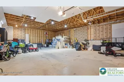 322 Scenic Drive, Tobyhanna Twp, PA 18610 - Photo 17