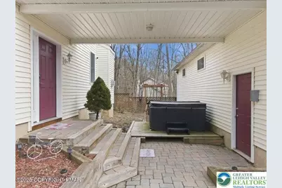 322 Scenic Drive, Tobyhanna Twp, PA 18610 - Photo 15