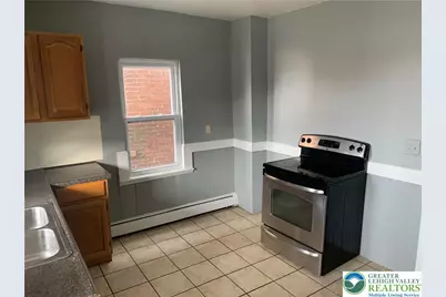 649 Shields Street, Bethlehem City, PA 18015 - Photo 9