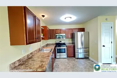 705 Blue Heron Drive, Allentown City, PA 18103 - Photo 5