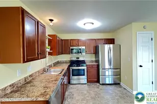 705 Blue Heron Dr, Allentown City, PA 18103 - Photo 7