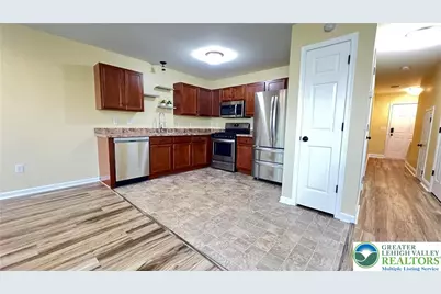 705 Blue Heron Drive, Allentown City, PA 18103 - Photo 9