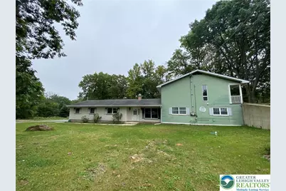 962 Pennsylvania Avenue, Plainfield Township, PA 18072 - Photo 3