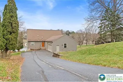 614 Wynonah Drive, South Manheim Twp, PA 17922 - Photo 1