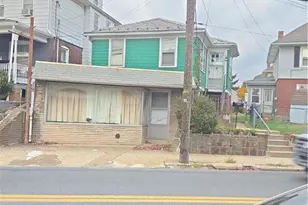 2407 Freemansburg Ave, Easton, PA 18042 - Photo 3