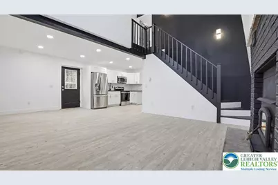 3217 Hamlet Drive, Coolbaugh Twp, PA 18466 - Photo 5