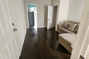 438 N 7th St, Allentown, PA 18102 - Photo 3