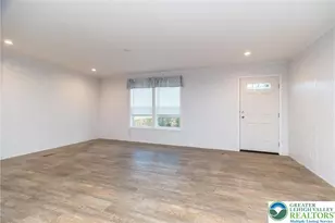 465 Royal Manor Rd, Williams Township, PA 18042 - Photo 9