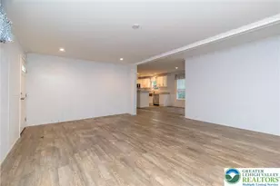 465 Royal Manor Rd, Williams Township, PA 18042 - Photo 7