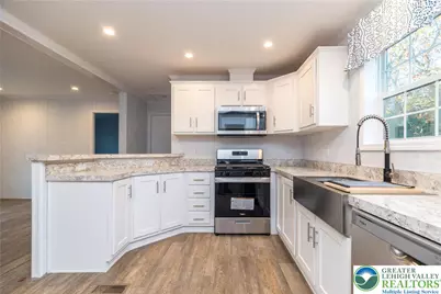 465 Royal Manor Road #LOT 8, Williams Township, PA 18042 - Photo 3