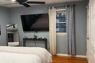 2820 Green Acres Dr, Salisbury Township, PA 18103 - Photo 13