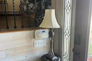 2820 Green Acres Dr, Salisbury Township, PA 18103 - Photo 17