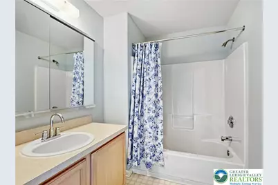 7680 Cross Creek Circle, Upper Macungie Township, PA 18031 - Photo 9