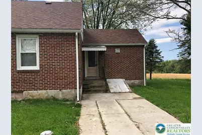 1931 Meadows Road, Lower Saucon Township, PA 18015 - Photo 5