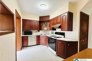 2619 Broad St, Palmer Twp, PA 18045 - Photo 9