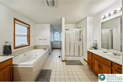 2121 Warwick Circle, Coolbaugh Twp, PA 18466 - Photo 37