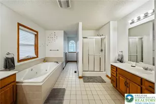 2121 Warwick Cir, Coolbaugh Twp, PA 18466 - Photo 37