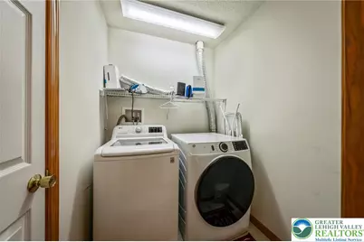 2121 Warwick Circle, Coolbaugh Twp, PA 18466 - Photo 33